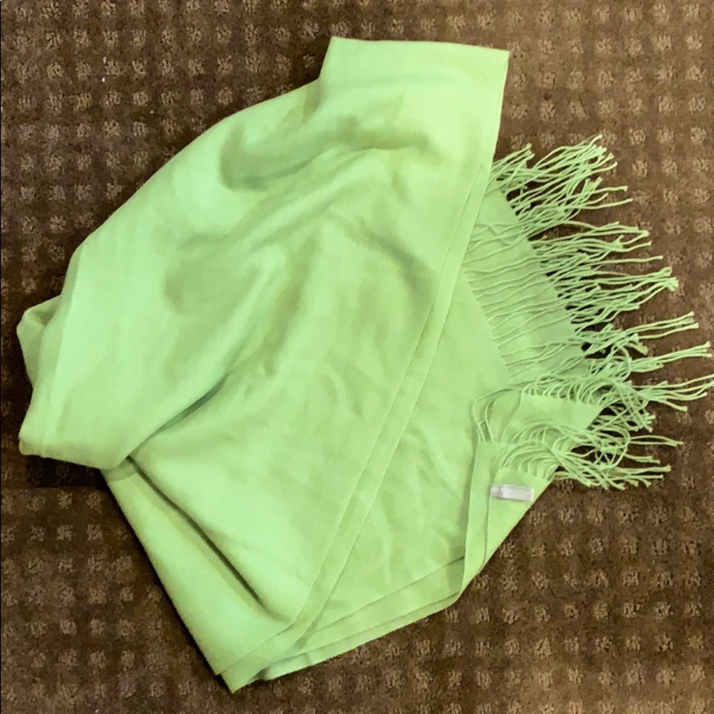 Cashmere scarf